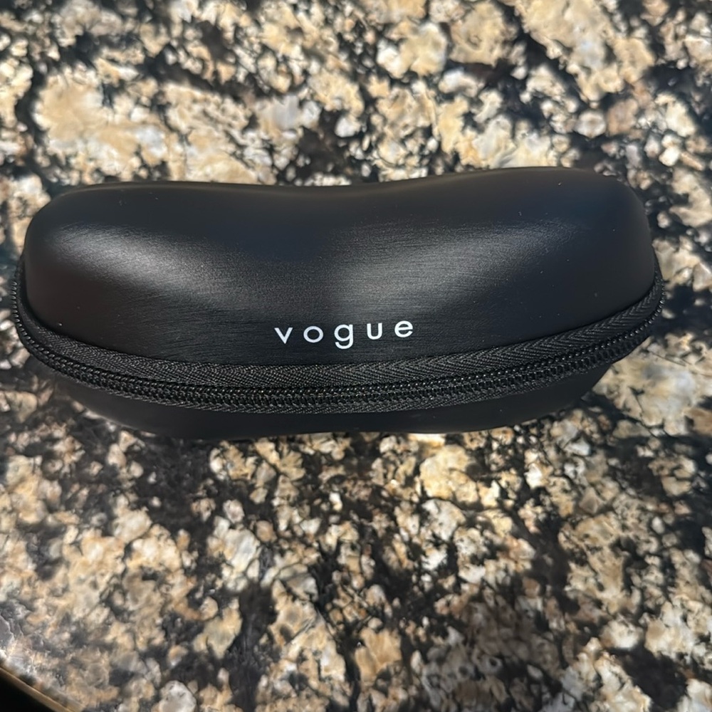 Vogue Eye Glass Case